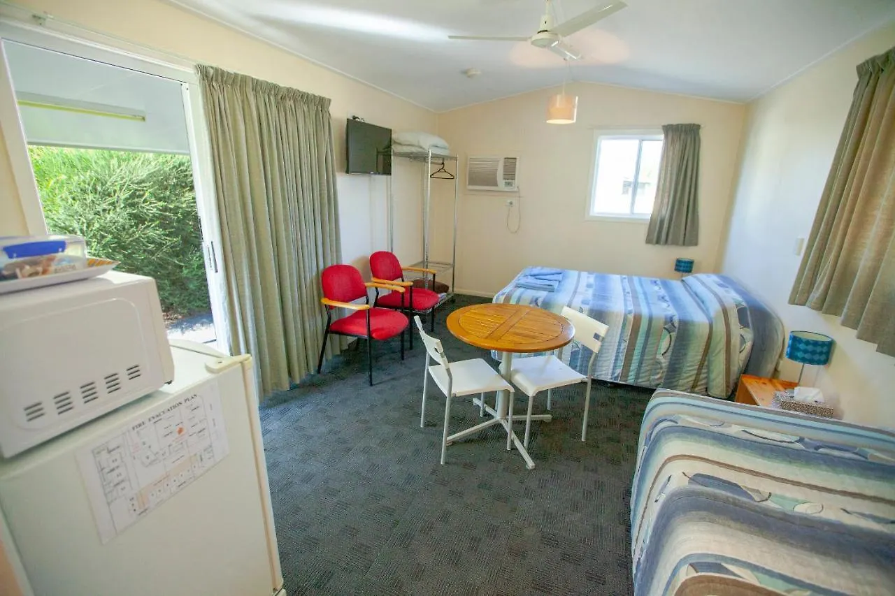 Mitchell Motel & Cabins Australia